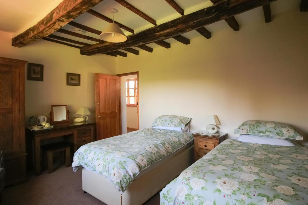 Three Ways Farmhouse B&B Стратфорд на Ейвън Екстериор снимка